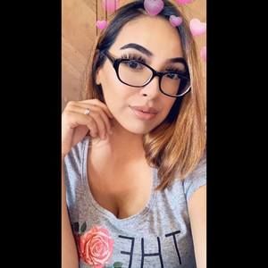 Meet your Posher, Stephanie